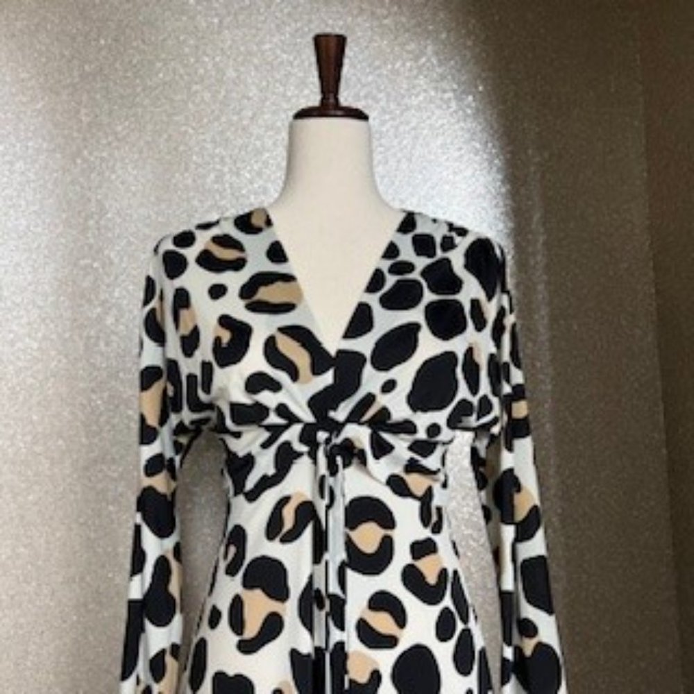 IODICE, Long Sleeve Dress, size S. - Picture 4 of 12